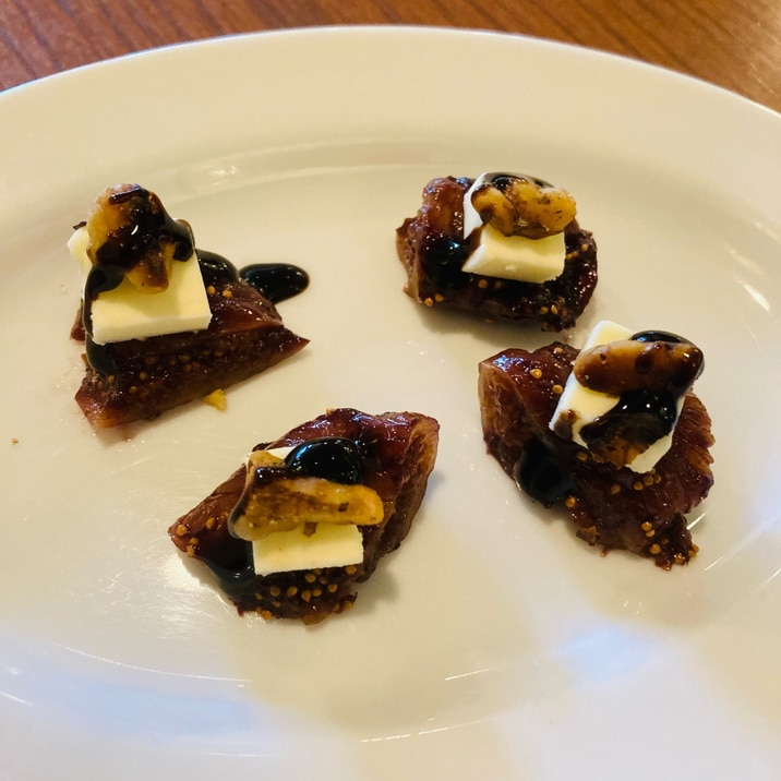 赤ワインと相性抜群 ドライイチジクの赤ワイン煮 レシピ 作り方 By ホソピーのお家ごはん 楽天レシピ 赤ワインと相性抜群 ドライイチジクの赤ワイン煮 レシピ 作り方 By ホソピーのお家ごはん 楽天レシピ